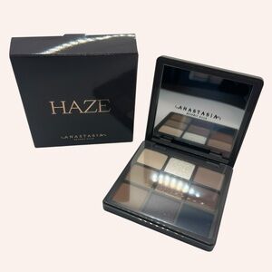 - Anastasia Beverly Hills Eye Shadow Palette